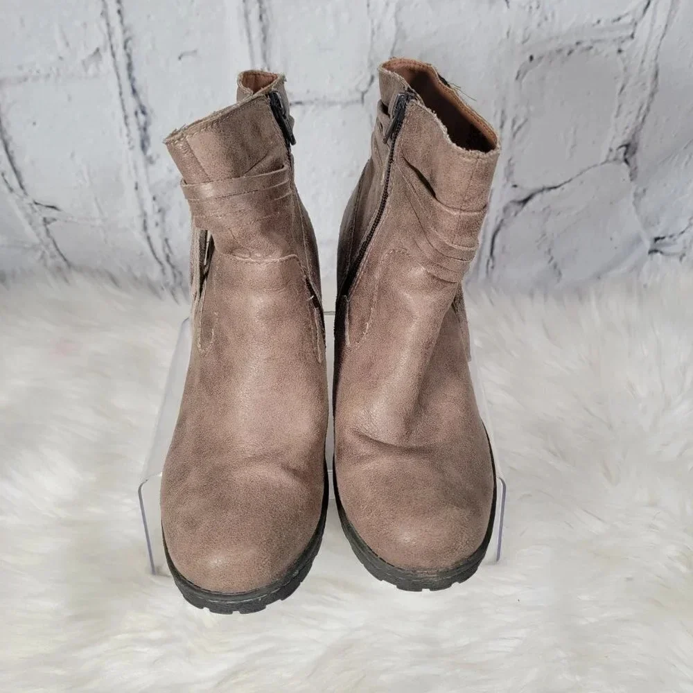 B.O.C Alicudi Womens Heeled Ankle Boot Boho Booties Tassel Casual Tan Neutral‎